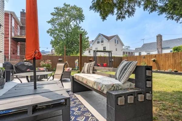 Rockaway 3 Bedroom Suite By The Sea. New York Exteriör bild