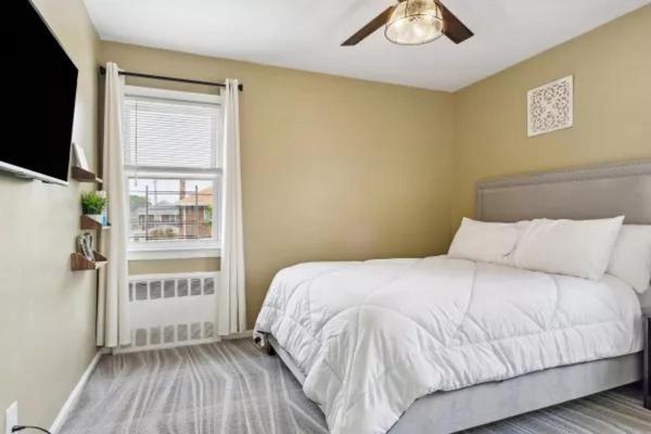 Rockaway 3 Bedroom Suite By The Sea. New York Exteriör bild